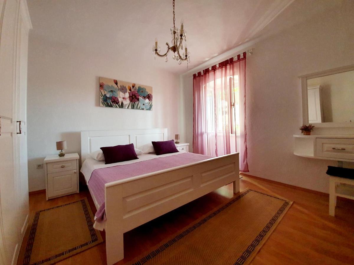 Konjevrate Village House Fafarinka - Close To Krka National Park מראה חיצוני תמונה