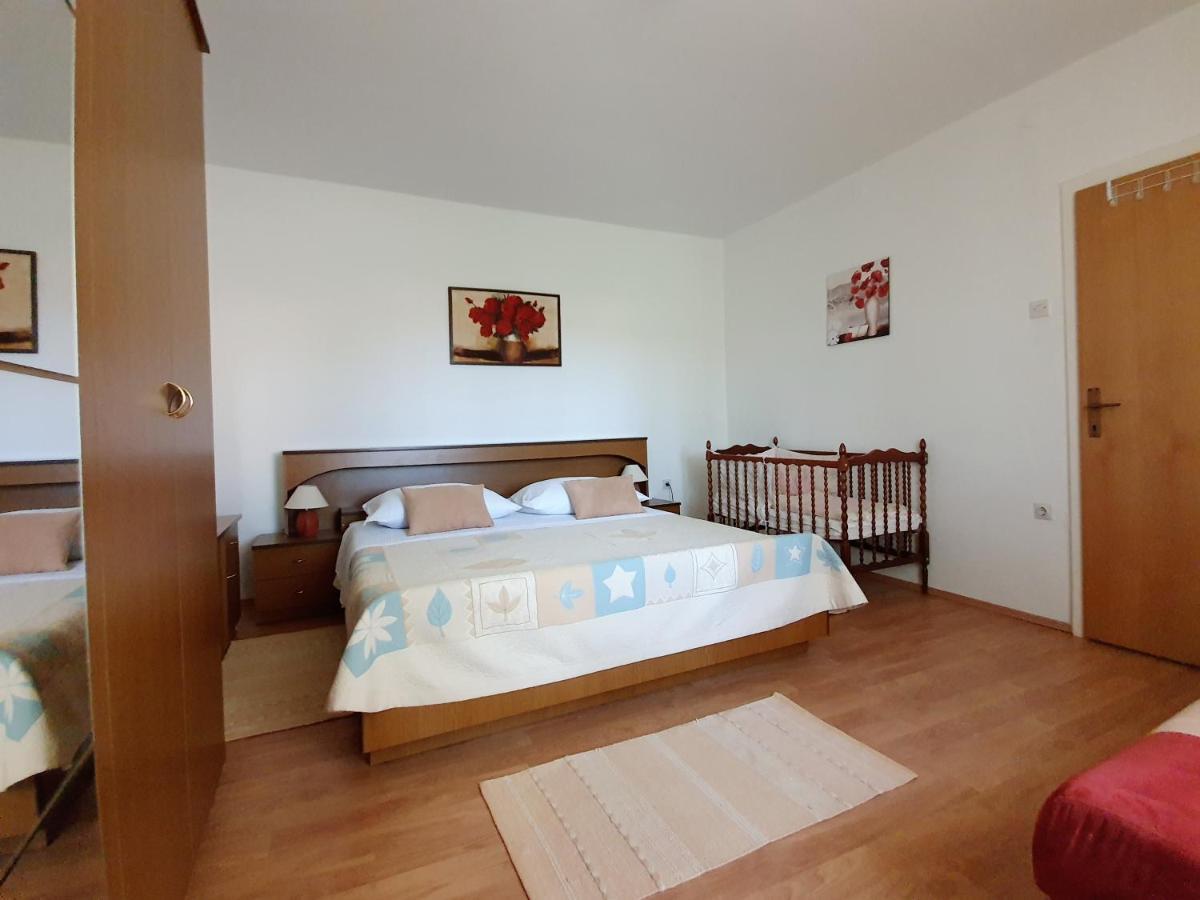 Konjevrate Village House Fafarinka - Close To Krka National Park מראה חיצוני תמונה