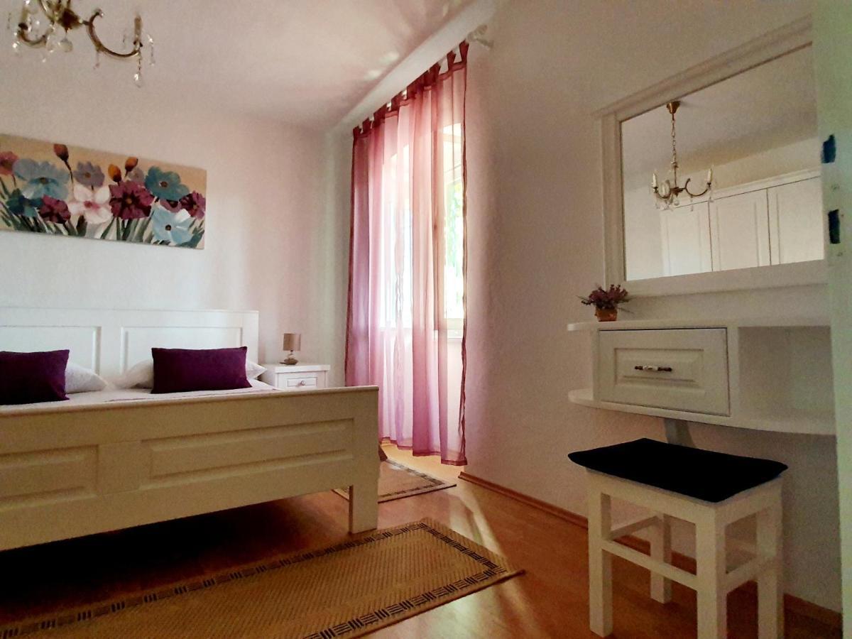 Konjevrate Village House Fafarinka - Close To Krka National Park מראה חיצוני תמונה